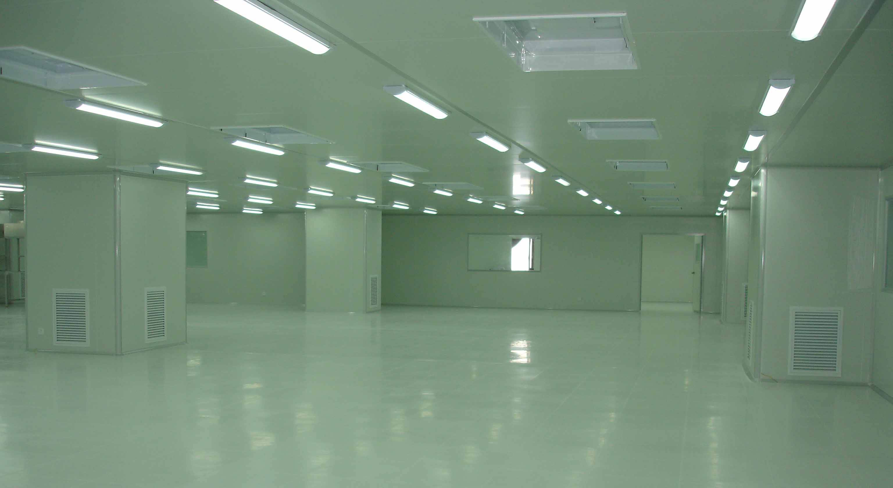 30万级医疗器械生产车间